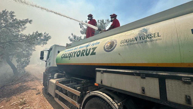 Kartal Belediyesi Ekiplerinden Çanakkale’deki Yangın Mücadelesine Destek