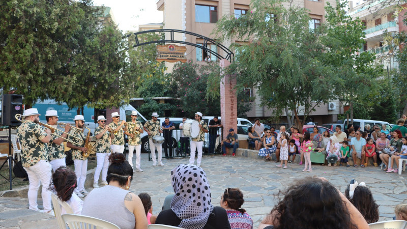 Maltepe’nin sokakları festivalle rengârenk