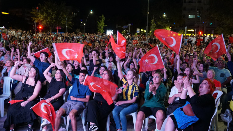 Kartallılar, Filenin Sultanları İçin Tek Yürek Oldu