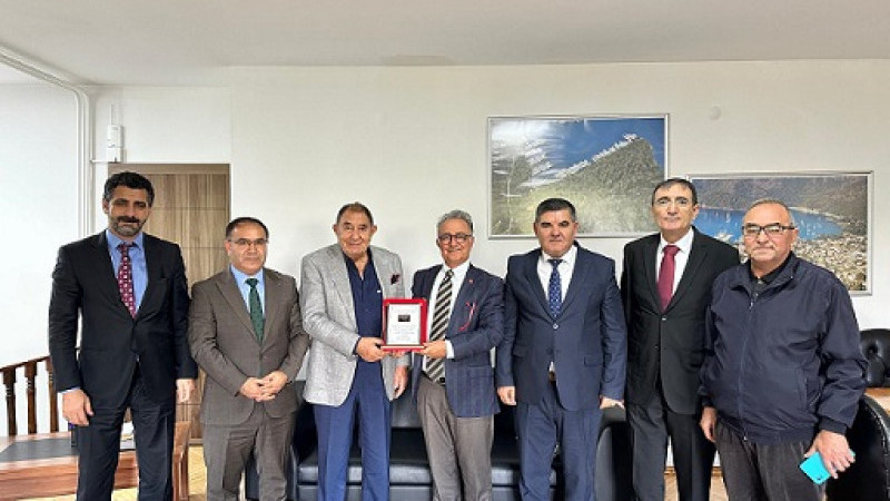 ÇILDIRLI EĞİTİMCİLER PLATFORMUNDAN PROF. DR. ESFENDER KORKMAZ'A TEŞEKKÜR ZİYARETİ