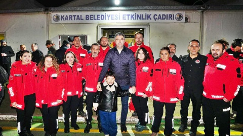 Kartal Belediyesi, Afet ve Arama Kurtarma Ekiplerini İftar Sofrasında Buluşturdu